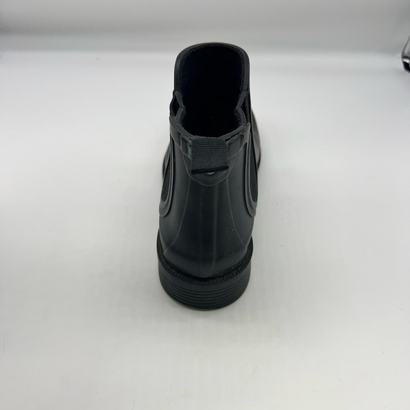 Madewell - The Chelsea Black Round Toe Pull On Rain Ankle Boots Size 7 - Picture 11 of 13